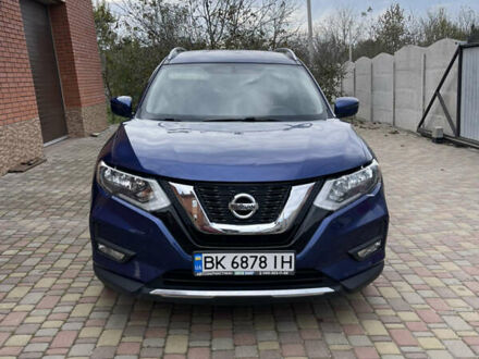 Синий Ниссан Rogue, объемом двигателя 2.49 л и пробегом 156 тыс. км за 13000 $, фото 1 на Automoto.ua