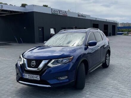 Ниссан Rogue 2017 в Полтаве на Automoto.ua Синий Ниссан Rogue, объемом двигателя 2.5 л и пробегом 170 тыс. км за 13300 $, фото 1 на Automoto.ua