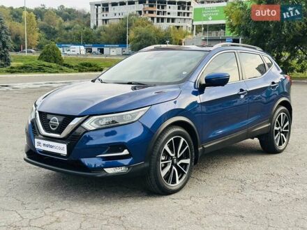 Ниссан Rogue 2017 в Киеве на Automoto.ua Синий Ниссан Rogue, объемом двигателя 2 л и пробегом 75 тыс. км за 16900 $, фото 1 на Automoto.ua