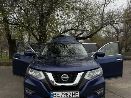 Синий Ниссан Rogue, объемом двигателя 2.49 л и пробегом 98 тыс. км за 17200 $, фото 1 на Automoto.ua