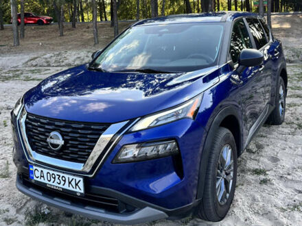Синий Ниссан Rogue, объемом двигателя 1.5 л и пробегом 8 тыс. км за 22700 $, фото 1 на Automoto.ua