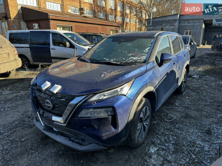 Синий Ниссан Rogue, объемом двигателя 1.5 л и пробегом 70 тыс. км за 16200 $, фото 1 на Automoto.ua