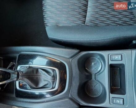 Зелений Ніссан Rogue, об'ємом двигуна 2 л та пробігом 126 тис. км за 15200 $, фото 2 на Automoto.ua