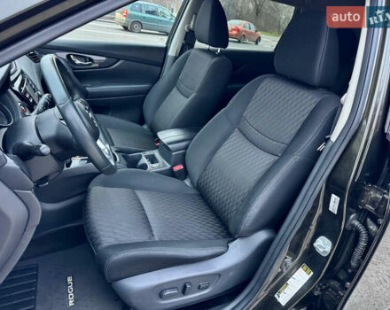 Зелений Ніссан Rogue, об'ємом двигуна 2.49 л та пробігом 172 тис. км за 13999 $, фото 9 на Automoto.ua