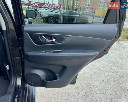 Зелений Ніссан Rogue, об'ємом двигуна 2.49 л та пробігом 172 тис. км за 13999 $, фото 42 на Automoto.ua