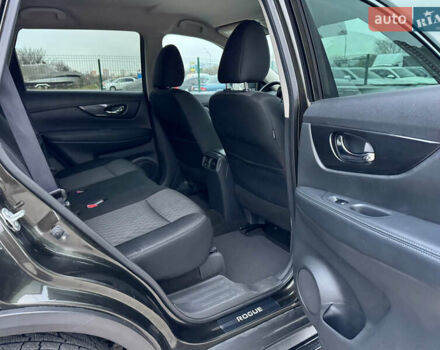 Зелений Ніссан Rogue, об'ємом двигуна 2.49 л та пробігом 172 тис. км за 13999 $, фото 11 на Automoto.ua