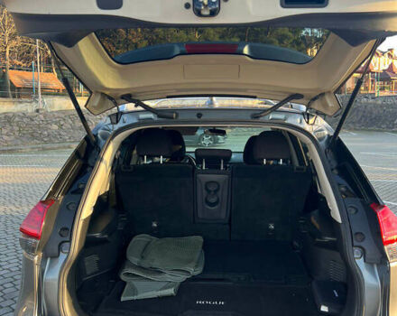 Зеленый Ниссан Rogue, объемом двигателя 2.49 л и пробегом 160 тыс. км за 13400 $, фото 27 на Automoto.ua