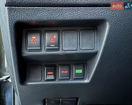 Зелений Ніссан Rogue, об'ємом двигуна 2.49 л та пробігом 172 тис. км за 13999 $, фото 35 на Automoto.ua