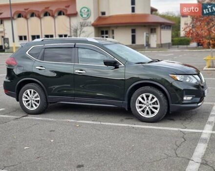 Зеленый Ниссан Rogue, объемом двигателя 2.49 л и пробегом 148 тыс. км за 16700 $, фото 2 на Automoto.ua