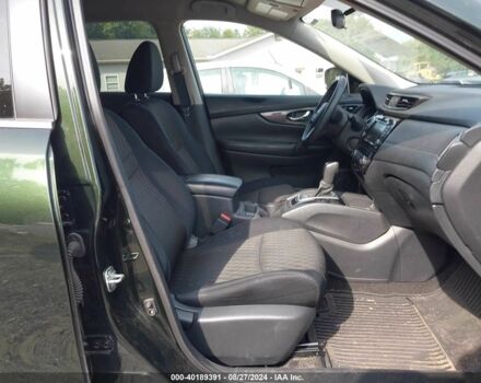 Зеленый Ниссан Rogue, объемом двигателя 0 л и пробегом 130 тыс. км за 11800 $, фото 4 на Automoto.ua