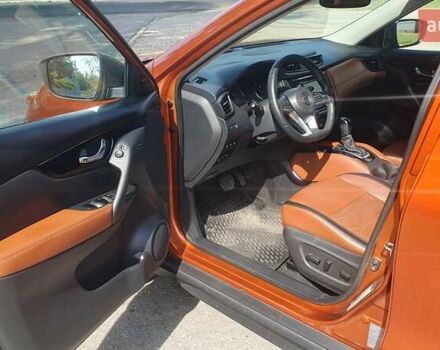 Оранжевый Ниссан Rogue, объемом двигателя 2.49 л и пробегом 92 тыс. км за 17900 $, фото 5 на Automoto.ua