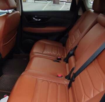 Оранжевый Ниссан Rogue, объемом двигателя 2.49 л и пробегом 120 тыс. км за 19000 $, фото 1 на Automoto.ua