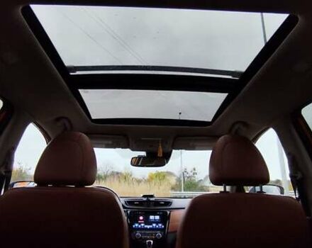 Оранжевый Ниссан Rogue, объемом двигателя 2.49 л и пробегом 120 тыс. км за 19000 $, фото 4 на Automoto.ua