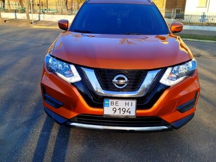 Ниссан Rogue 2016 в Николаеве на Automoto.ua Оранжевый Ниссан Rogue, объемом двигателя 2.5 л и пробегом 129 тыс. км за 13800 $, фото 1 на Automoto.ua