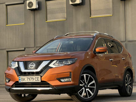 Ниссан Rogue 2017 в Киеве на Automoto.ua Оранжевый Ниссан Rogue, объемом двигателя 2.49 л и пробегом 93 тыс. км за 16800 $, фото 1 на Automoto.ua