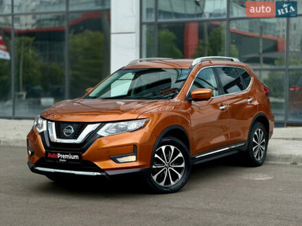 Ниссан Rogue 2017 в Харькове на Automoto.ua Оранжевый Ниссан Rogue, объемом двигателя 2.5 л и пробегом 58 тыс. км за 15000 $, фото 1 на Automoto.ua