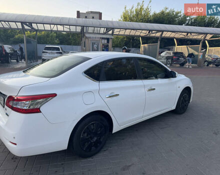Белый Ниссан Сентра, объемом двигателя 1.6 л и пробегом 144 тыс. км за 7200 $, фото 8 на Automoto.ua
