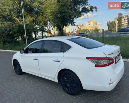 Белый Ниссан Сентра, объемом двигателя 1.6 л и пробегом 144 тыс. км за 7200 $, фото 4 на Automoto.ua