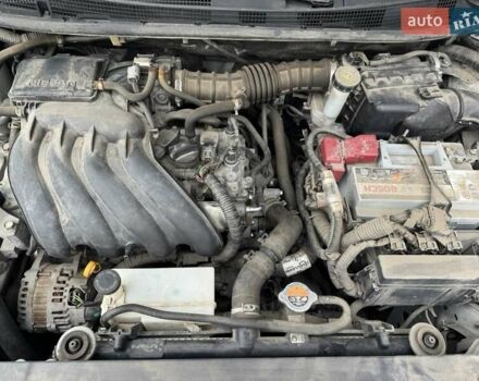 Белый Ниссан Сентра, объемом двигателя 1.6 л и пробегом 93 тыс. км за 9800 $, фото 3 на Automoto.ua