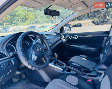 Белый Ниссан Сентра, объемом двигателя 1.8 л и пробегом 185 тыс. км за 9900 $, фото 12 на Automoto.ua