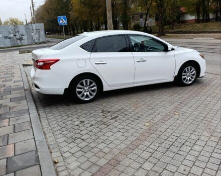 Белый Ниссан Сентра, объемом двигателя 1.8 л и пробегом 100 тыс. км за 9500 $, фото 5 на Automoto.ua