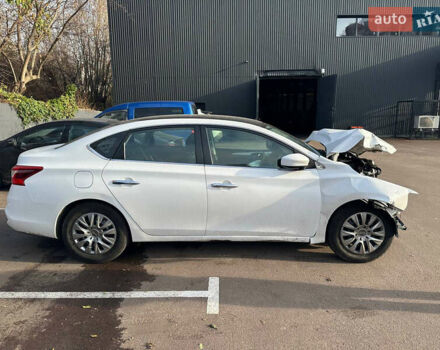 Білий Ніссан Сентра, об'ємом двигуна 1.8 л та пробігом 118 тис. км за 4850 $, фото 3 на Automoto.ua