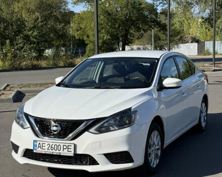 Ниссан Сентра 2018 в Днепре (Днепропетровске) на Automoto.ua Белый Ниссан Сентра, объемом двигателя 1.8 л и пробегом 107 тыс. км за 10500 $, фото 1 на Automoto.ua