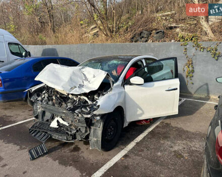 Білий Ніссан Сентра, об'ємом двигуна 1.8 л та пробігом 118 тис. км за 4850 $, фото 6 на Automoto.ua