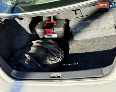 Ниссан Сентра 2018 в Днепре (Днепропетровске) на Automoto.ua Белый Ниссан Сентра, объемом двигателя 1.8 л и пробегом 107 тыс. км за 10500 $, фото 40 на Automoto.ua
