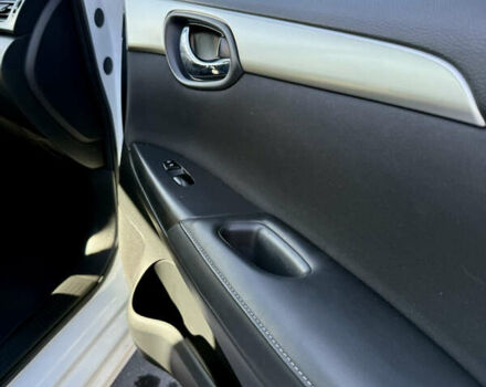 Ниссан Сентра 2018 в Днепре (Днепропетровске) на Automoto.ua Белый Ниссан Сентра, объемом двигателя 1.8 л и пробегом 107 тыс. км за 10500 $, фото 38 на Automoto.ua