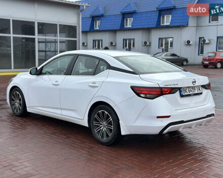 Белый Ниссан Сентра, объемом двигателя 2 л и пробегом 99 тыс. км за 12900 $, фото 5 на Automoto.ua