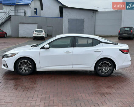 Белый Ниссан Сентра, объемом двигателя 2 л и пробегом 99 тыс. км за 12900 $, фото 6 на Automoto.ua