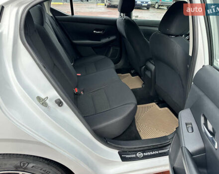 Белый Ниссан Сентра, объемом двигателя 2 л и пробегом 99 тыс. км за 12900 $, фото 16 на Automoto.ua