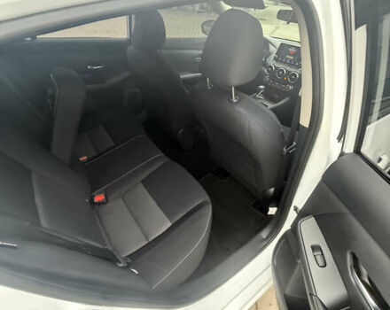 Белый Ниссан Сентра, объемом двигателя 2 л и пробегом 48 тыс. км за 14300 $, фото 15 на Automoto.ua