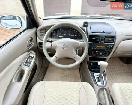 Белый Ниссан Сентра, объемом двигателя 1.8 л и пробегом 170 тыс. км за 5200 $, фото 1 на Automoto.ua