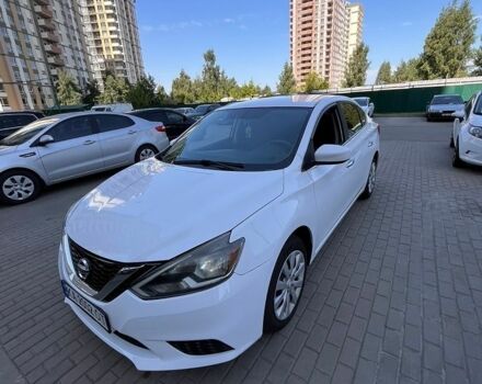 Белый Ниссан Сентра, объемом двигателя 1.8 л и пробегом 180 тыс. км за 8300 $, фото 1 на Automoto.ua