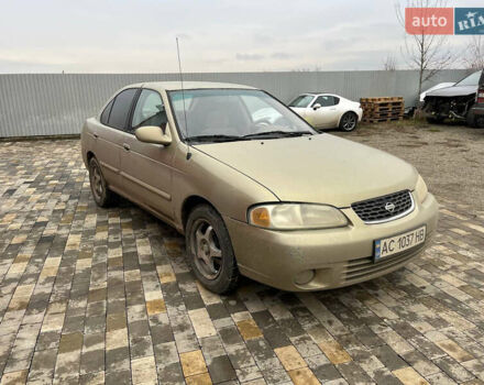 Бежевый Ниссан Сентра, объемом двигателя 1.8 л и пробегом 320 тыс. км за 2100 $, фото 1 на Automoto.ua