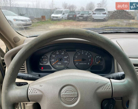 Бежевый Ниссан Сентра, объемом двигателя 1.8 л и пробегом 320 тыс. км за 2100 $, фото 4 на Automoto.ua