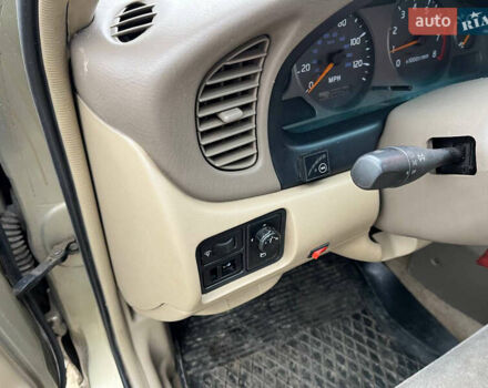 Бежевый Ниссан Сентра, объемом двигателя 1.8 л и пробегом 320 тыс. км за 2100 $, фото 7 на Automoto.ua