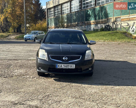 Черный Ниссан Сентра, объемом двигателя 2 л и пробегом 132 тыс. км за 5000 $, фото 1 на Automoto.ua