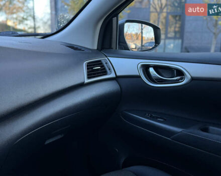 Ниссан Сентра 2013 в Киеве на Automoto.ua Черный Ниссан Сентра, объемом двигателя 1.8 л и пробегом 186 тыс. км за 6600 $, фото 29 на Automoto.ua