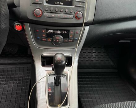 Чорний Ніссан Сентра, об'ємом двигуна 1.6 л та пробігом 195 тис. км за 8600 $, фото 17 на Automoto.ua