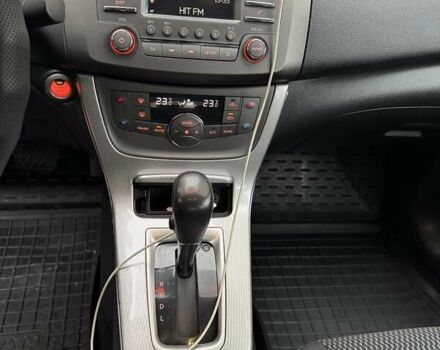 Чорний Ніссан Сентра, об'ємом двигуна 1.6 л та пробігом 195 тис. км за 8600 $, фото 34 на Automoto.ua