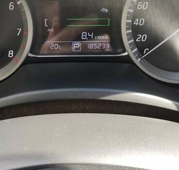 Черный Ниссан Сентра, объемом двигателя 1.6 л и пробегом 185 тыс. км за 10200 $, фото 4 на Automoto.ua