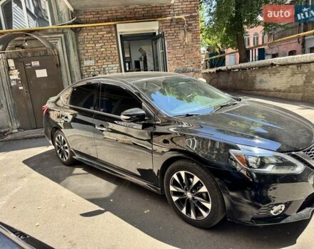 Черный Ниссан Сентра, объемом двигателя 1.8 л и пробегом 125 тыс. км за 9500 $, фото 4 на Automoto.ua