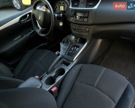 Черный Ниссан Сентра, объемом двигателя 1.8 л и пробегом 140 тыс. км за 10400 $, фото 10 на Automoto.ua