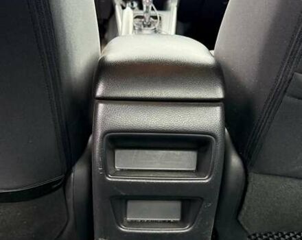 Черный Ниссан Сентра, объемом двигателя 1.8 л и пробегом 130 тыс. км за 8700 $, фото 5 на Automoto.ua