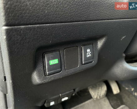 Чорний Ніссан Сентра, об'ємом двигуна 1.8 л та пробігом 98 тис. км за 8950 $, фото 45 на Automoto.ua