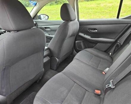 Черный Ниссан Сентра, объемом двигателя 2 л и пробегом 32 тыс. км за 2700 $, фото 8 на Automoto.ua