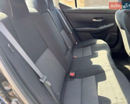 Черный Ниссан Сентра, объемом двигателя 2 л и пробегом 172 тыс. км за 12900 $, фото 13 на Automoto.ua